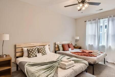 Villa New Build 5 Min To Broadway Sleeps 10 à Nashville Extérieur photo