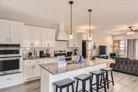 Villa New Build 5 Min To Broadway Sleeps 10 à Nashville Extérieur photo